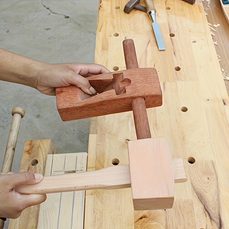 مطرقة خشبية صغيرة يدوية للنجار - مراجعة Leatherwork Mallet وسعره